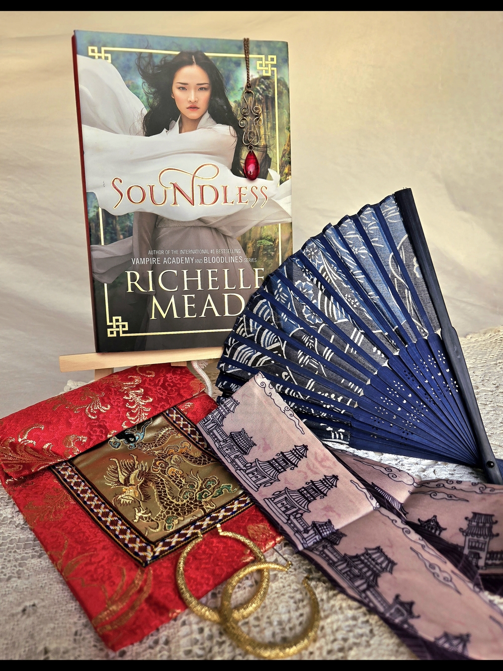 Soundless Book And Trinket Bundle